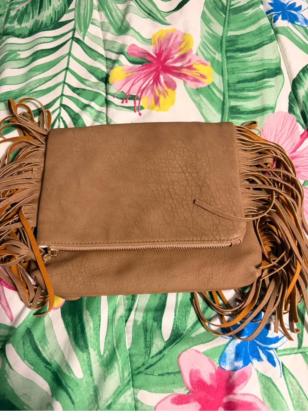 NGil Women's Tan Fringe Shoulder Bag w/ Magnetic & Zip Closure, Inner Pockets